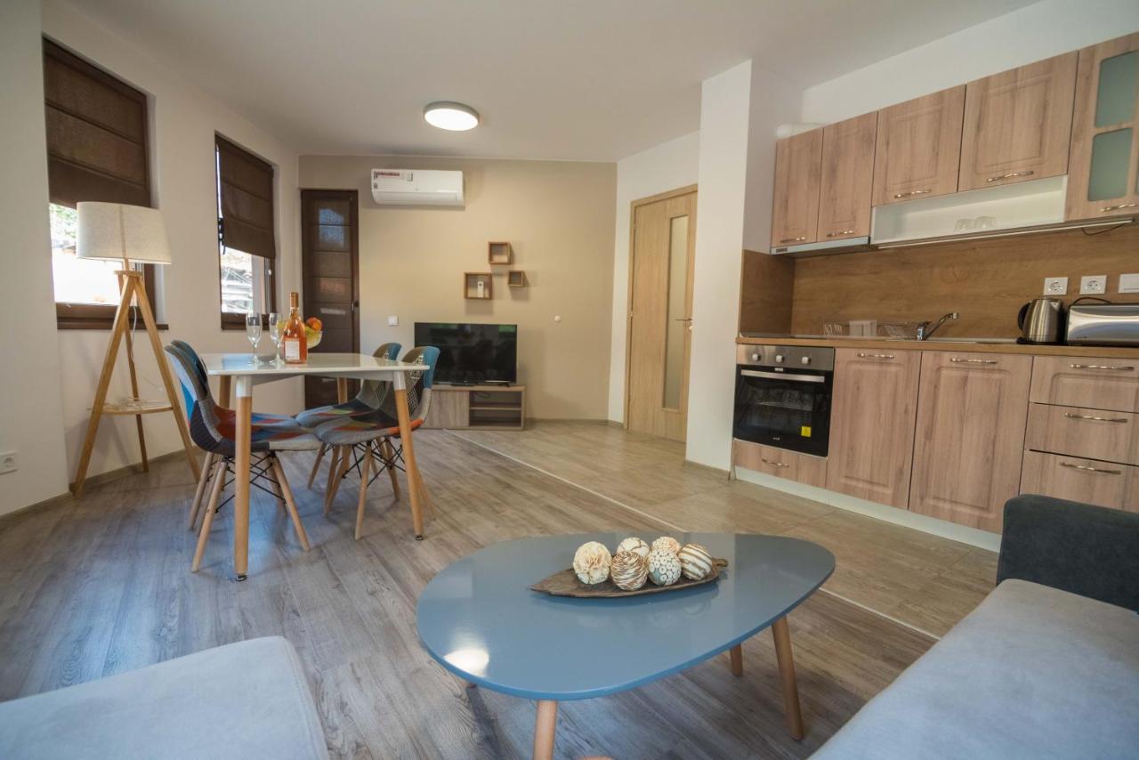 Tarnovgrad Apartments - Free Parking 大特尔诺沃 外观 照片
