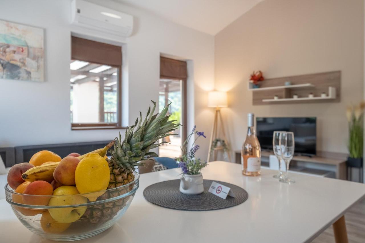 Tarnovgrad Apartments - Free Parking 大特尔诺沃 外观 照片
