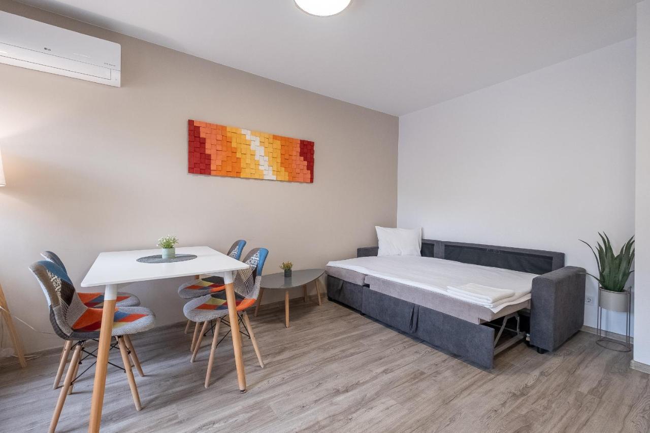 Tarnovgrad Apartments - Free Parking 大特尔诺沃 外观 照片
