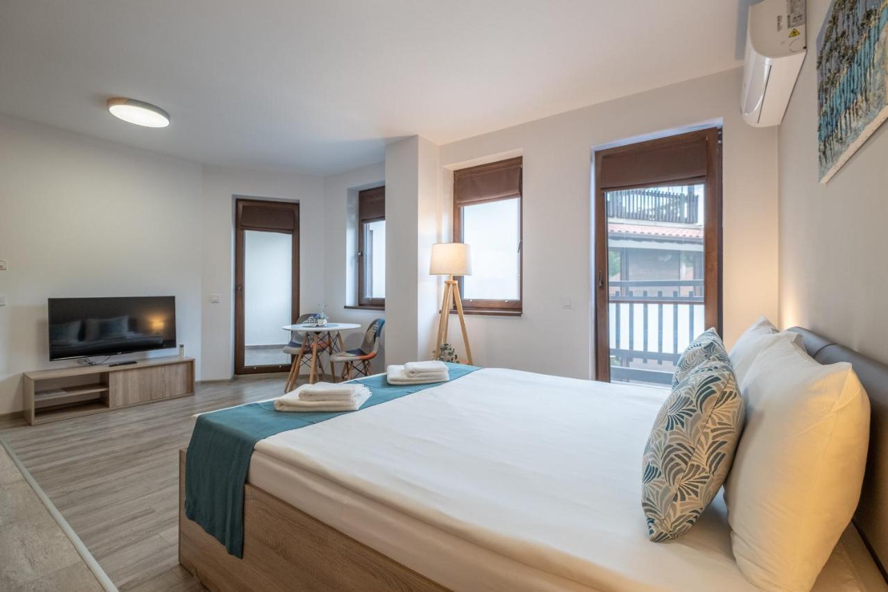 Tarnovgrad Apartments - Free Parking 大特尔诺沃 外观 照片
