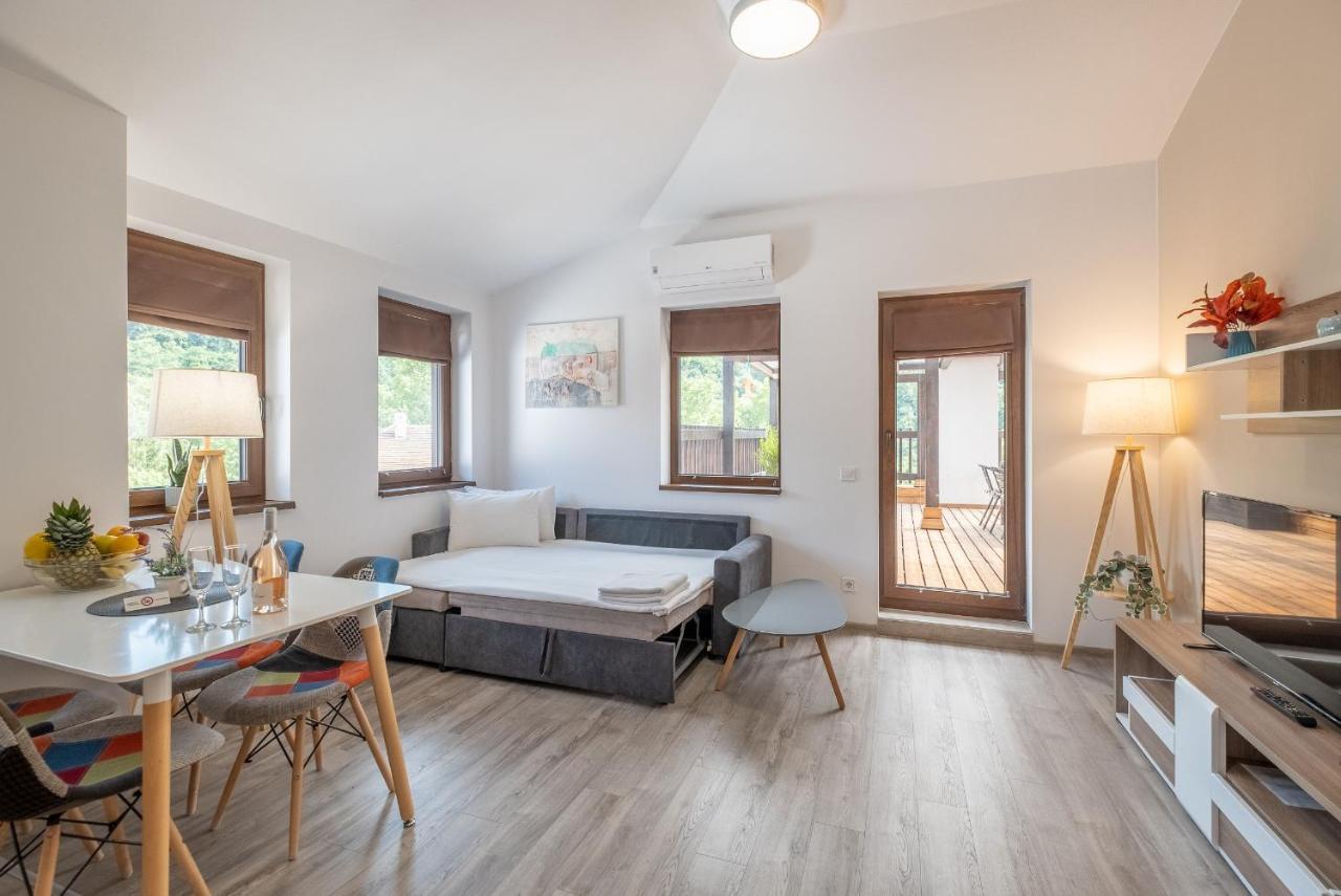 Tarnovgrad Apartments - Free Parking 大特尔诺沃 外观 照片